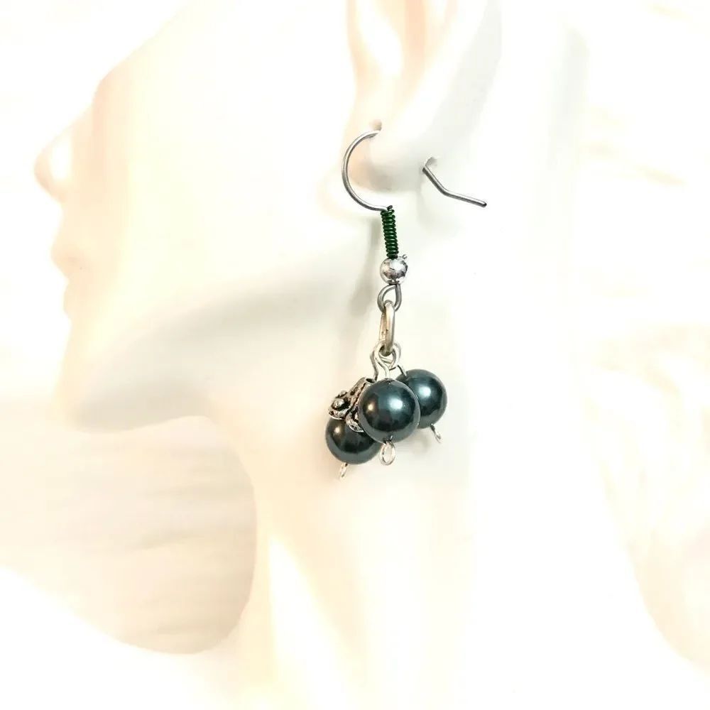Green beaded earrings 